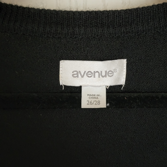 Avenue black sequined plus sized sweater 26/28 - Picture 2 of 8
